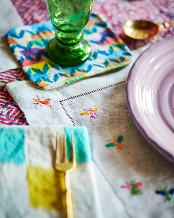 Embroidered Bees Placemats<Malaika Cheap